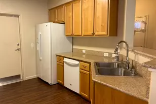 800 Moon Cir, Folsom, CA 95630 - Photo 17