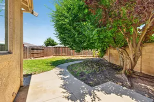 1305 Derby Dr, Merced, CA 95348 - Photo 41