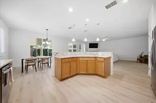 1358 Table Mountain Dr, Plumas Lake, CA 95961 - Photo 9