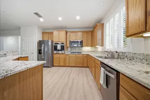 1358 Table Mountain Dr, Plumas Lake, CA 95961 - Photo 7