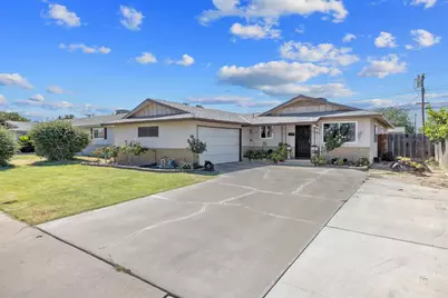 1585 Mulberry Lane, Lemoore, CA 93245 - Photo 5