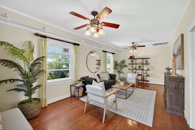 1035 34th Street, Sacramento, CA 95816 - Photo 3