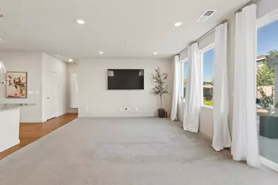 4236 Roanne Way, Rancho Cordova, CA 95742 - Photo 5