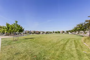 4236 Roanne Wy, Rancho Cordova, CA 95742 - Photo 41