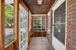 916 Mission Way, Sacramento, CA 95819 - Photo 3