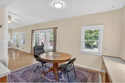 916 Mission Way, Sacramento, CA 95819 - Photo 11