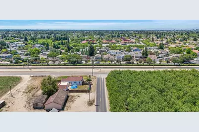 719 W Taylor Road, Turlock, CA 95382 - Photo 15