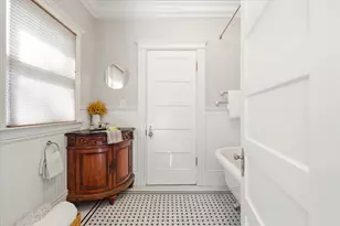 2211 H St, Sacramento, CA 95816 - Photo 13