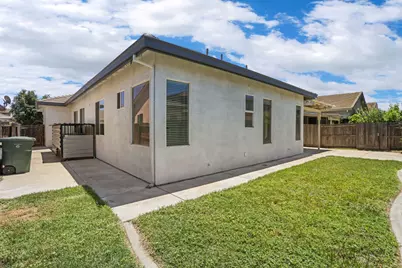 5239 Sire Court, Riverbank, CA 95367 - Photo 41