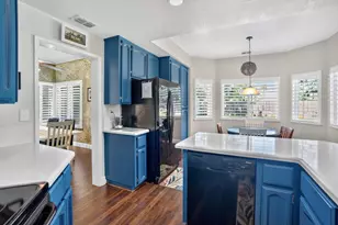 8064 Girvan Ct, Sacramento, CA 95829 - Photo 13