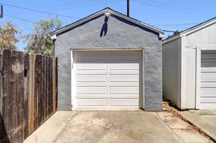 2729 Kroy Way, Sacramento, CA 95817 - Photo 29
