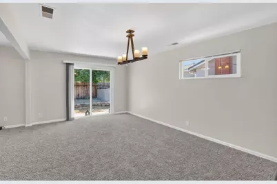10644 Campana Way, Rancho Cordova, CA 95670 - Photo 9