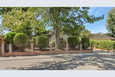 2044 Del Rio Drive, Stockton, CA 95204 - Photo 5