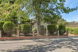 2044 Del Rio Dr, Stockton, CA 95204 - Photo 5