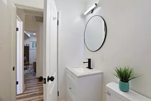 2044 Del Rio Dr, Stockton, CA 95204 - Photo 27