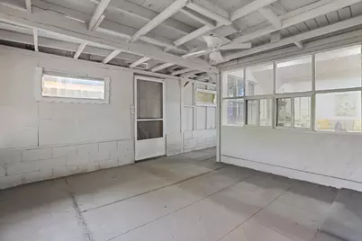 2044 Del Rio Drive, Stockton, CA 95204 - Photo 9