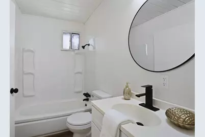 2044 Del Rio Drive, Stockton, CA 95204 - Photo 33