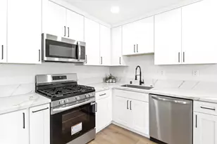 6661 51st St, Sacramento, CA 95823 - Photo 13