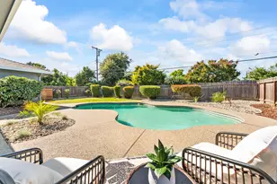 1339 Palomar Cir, Sacramento, CA 95831 - Photo 3