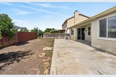 8304 Sundance Lane, Elk Grove, CA 95624 - Photo 45