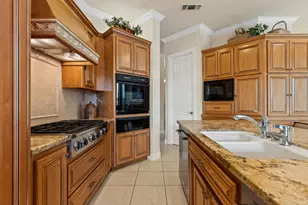 2184 Heritage Dr, Roseville, CA 95678 - Photo 9
