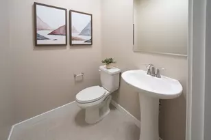 6819 W Oyster Point Ln, Stockton, CA 95219 - Photo 19