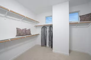 6819 W Oyster Point Ln, Stockton, CA 95219 - Photo 19