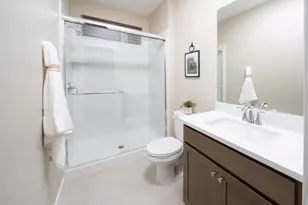 6819 W Oyster Point Ln, Stockton, CA 95219 - Photo 13