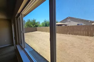 635 Spirou St, Stockton, CA 95204 - Photo 7