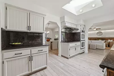 6801 Westmore Way, Carmichael, CA 95608 - Photo 23