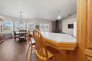 19890 Perimeter Rd, Grass Valley, CA 95949 - Photo 11