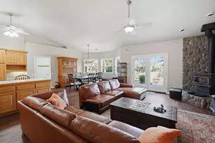19890 Perimeter Rd, Grass Valley, CA 95949 - Photo 19