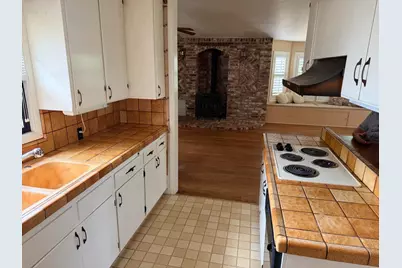 903 W Highway 12, Lodi, CA 95242 - Photo 11