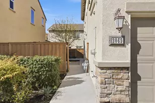 2069 Camino Real Way, Roseville, CA 95747 - Photo 3