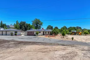 2180 Carol Ln, Roseville, CA 95747 - Photo 1