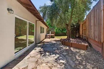 8505 Hayden Way, Fair Oaks, CA 95628 - Photo 27