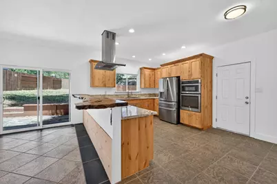 8505 Hayden Way, Fair Oaks, CA 95628 - Photo 9
