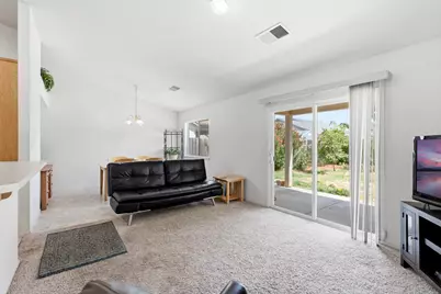 2085 W Solis Street, Merced, CA 95348 - Photo 9