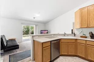 2085 W Solis St, Merced, CA 95348 - Photo 11