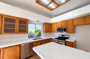 8027 Montevina Dr, Sacramento, CA 95829 - Photo 11