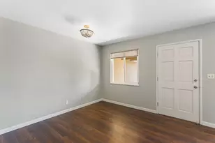 5205 63rd St, Sacramento, CA 95820 - Photo 11