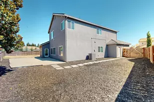 1258 Heavenly Cir, Stockton, CA 95209 - Photo 19