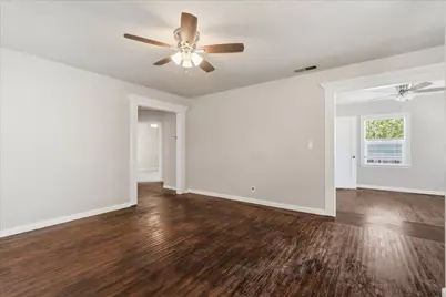 2540 28th Street, Sacramento, CA 95818 - Photo 7