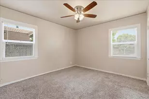 2540 28th St, Sacramento, CA 95818 - Photo 17