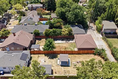 2540 28th Street, Sacramento, CA 95818 - Photo 27