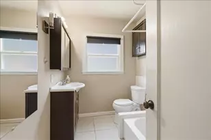 2540 28th St, Sacramento, CA 95818 - Photo 15