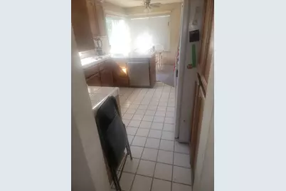 8220 Exbourne Circle, Sacramento, CA 95828 - Photo 7