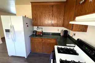 272 S Olive Ave, Stockton, CA 95215 - Photo 7
