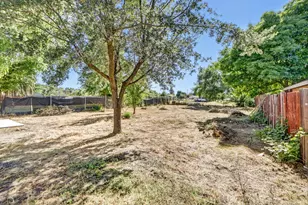 5170 28th St, Sacramento, CA 95820 - Photo 31