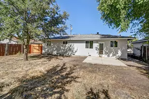 5170 28th St, Sacramento, CA 95820 - Photo 37